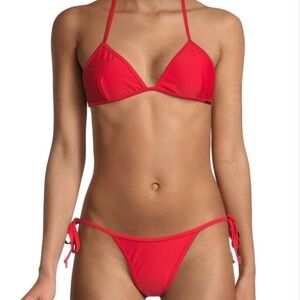 Kendall and Kylie bikini set